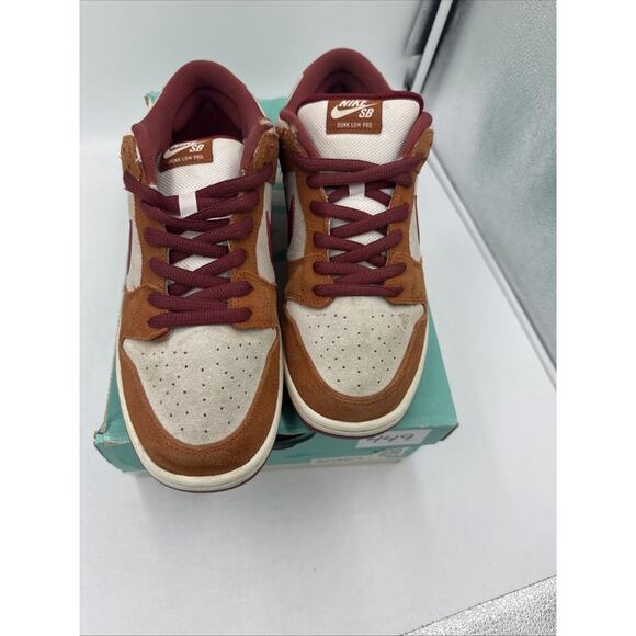 Size 10 - Nike Dunk Pro SB Low Dark Russet Cedar - Picture 3 of 9